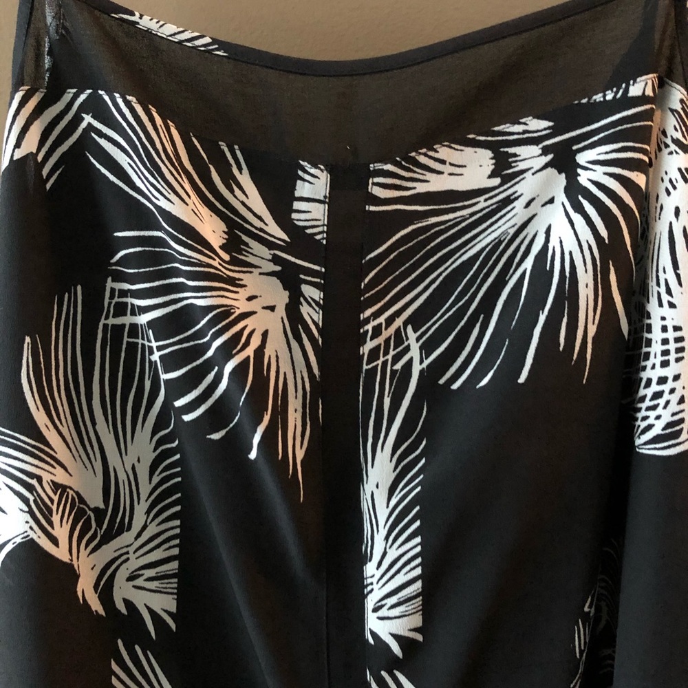 Trouve Strappy Blouse - Picture 6 of 6